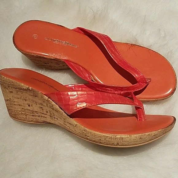 Sandals - Picture 3 of 4